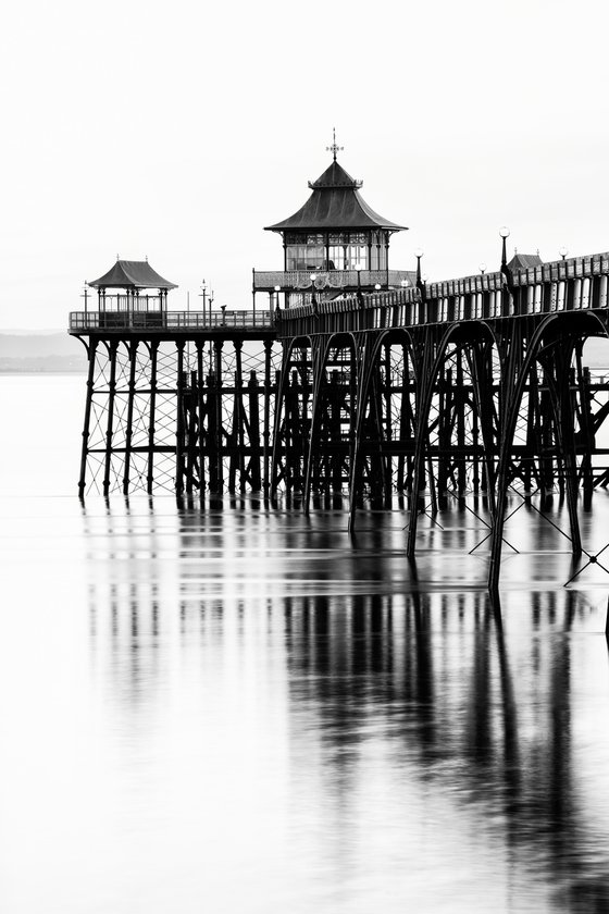 Clevedon Pier in black and white