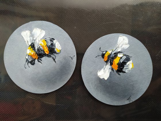 Вumblebee - small painting