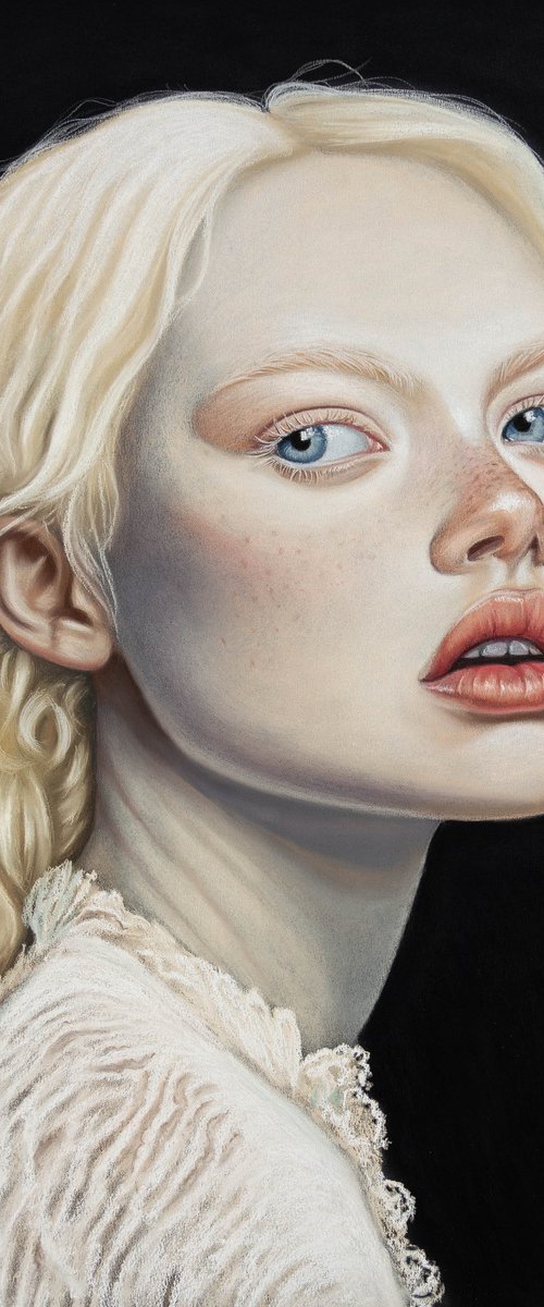 Albino girl in laсe dress by Inna Medvedeva