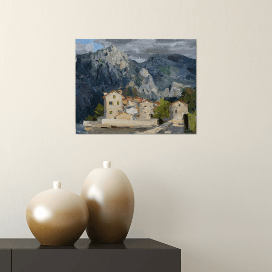 Houses by the Mountains