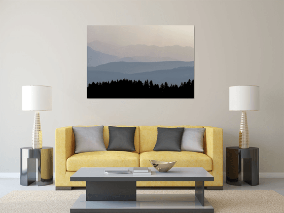 SUNSET IN THE MOUNTAINS