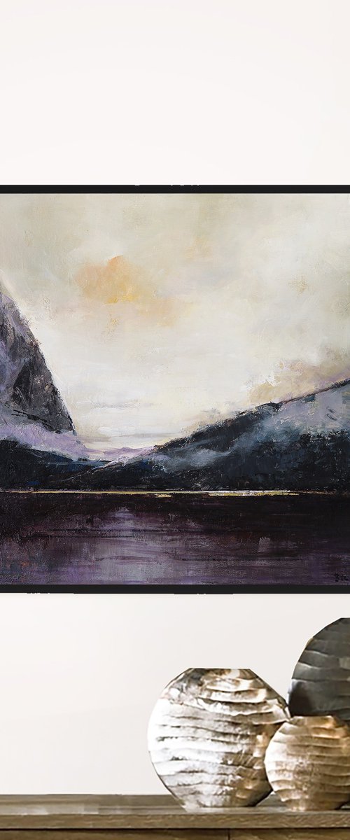 Mountains, the sun breaks through the fog by Bo Kravchenko