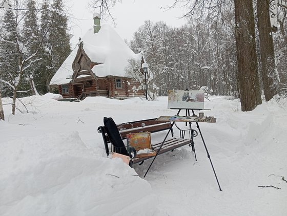 Teremok bathhouse in Abramtsevo in winter
