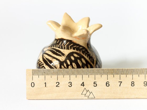 Ceramic sculpture Pomegranate 6 x 6 x 6 cm