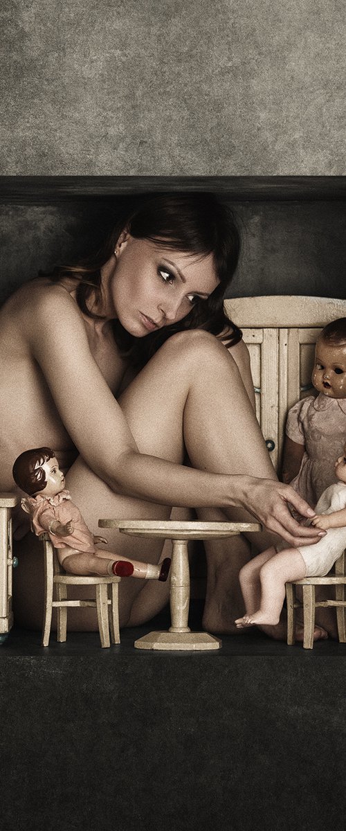 Dollhouse I. Art Nude Photo by Peter Zelei