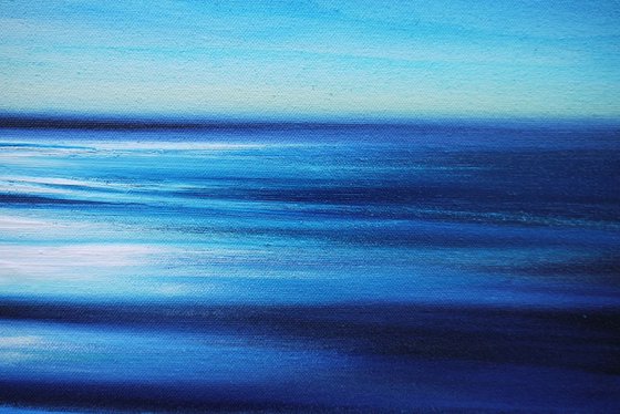 Full Moon in the Midnight Blue