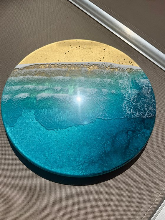 Round ocean #108