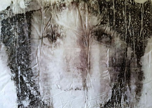 Piccola Giulia (n.342) - 50,00 x 71,00 x 2,50 cm - ready to hang - mix media painting on stretched canvas by Alessio Mazzarulli