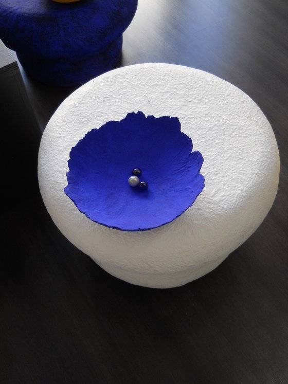 White Mushroom (Coffee Table)