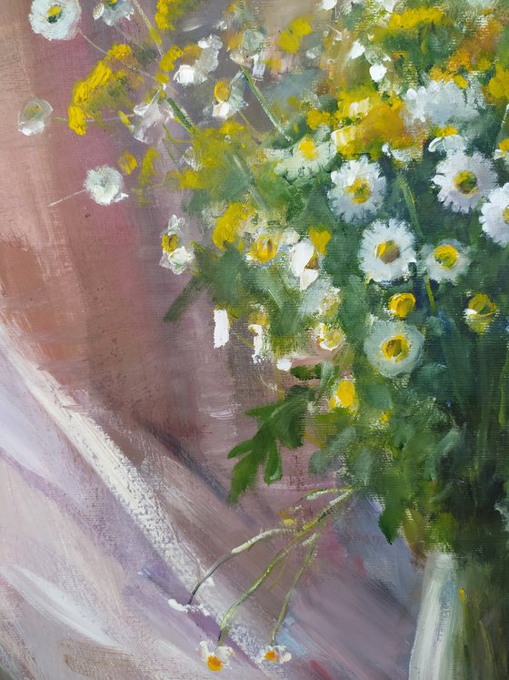 Chamomile and tansy in a vase