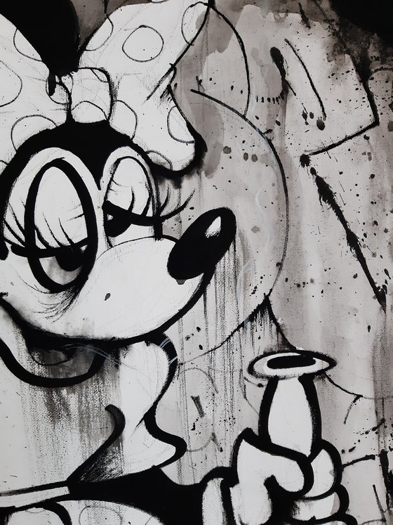 Minnie Drunk