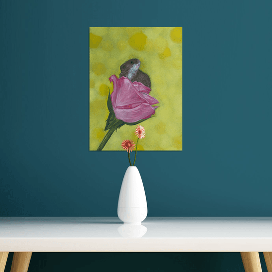 Mouse in rose