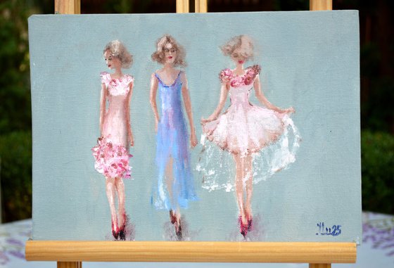 Funny Fashionable Girls