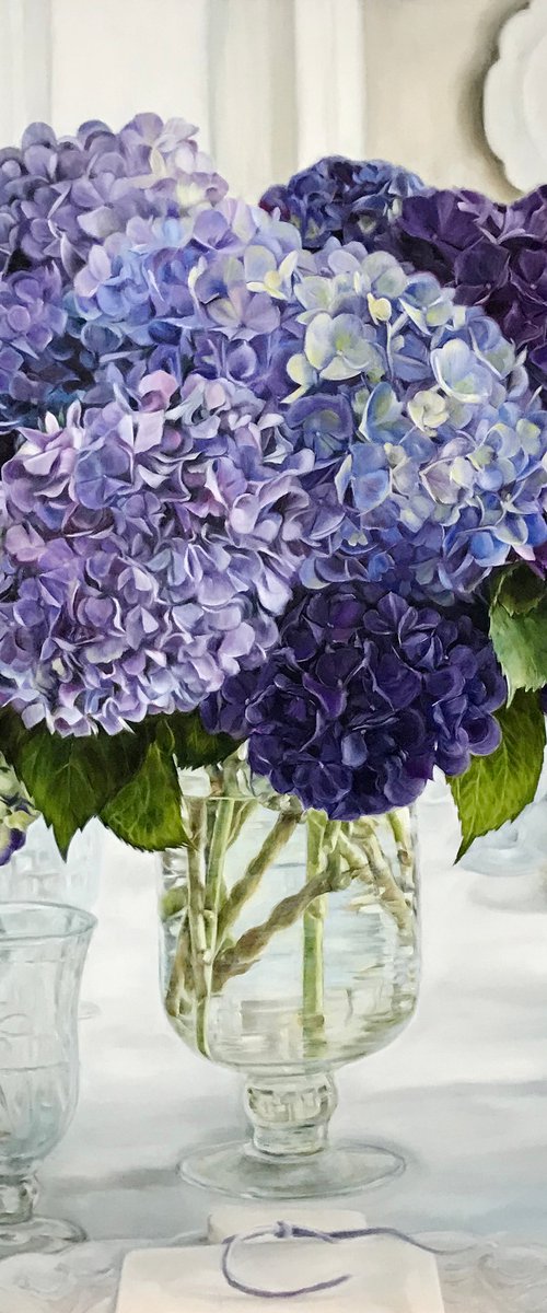 Big oil painting with purple hydrangea 120*120 cm by Irina Ivlieva