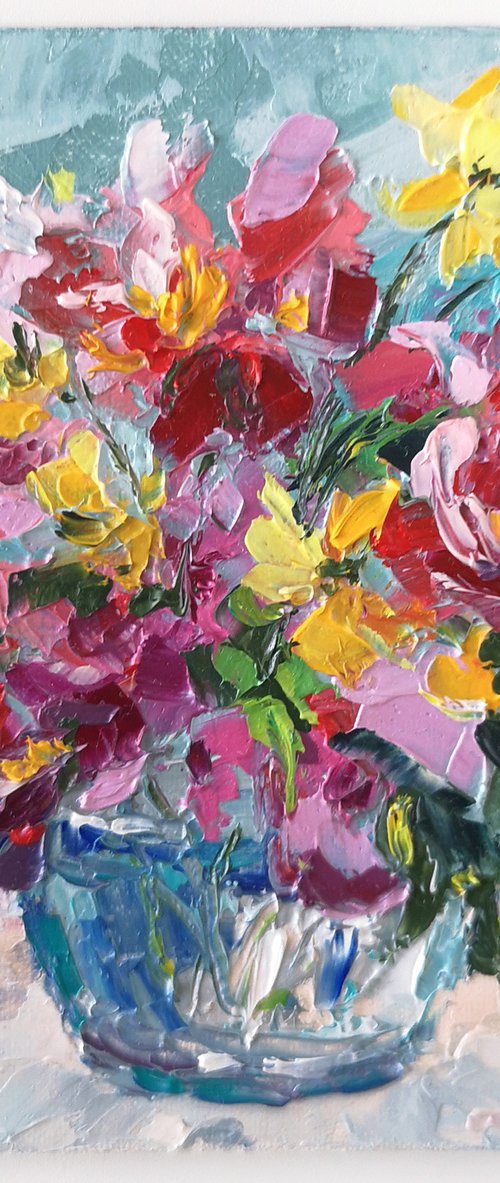 Bright flowers in vase. Impressionist bouquet, Small floral oil painting by Olga Grigo
