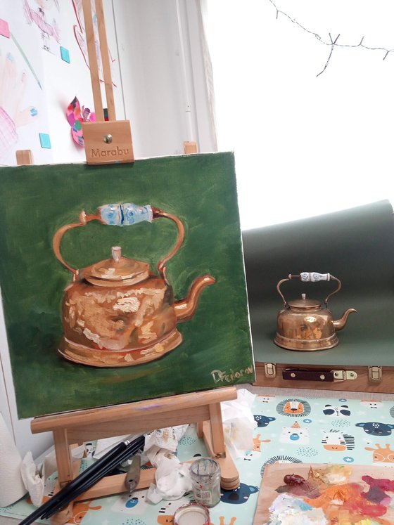 Still life with the old teapot