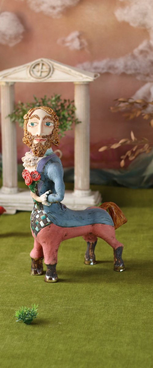 Hipster Centaur. Sculpture by Elya Yalonetski. by Elya Yalonetski