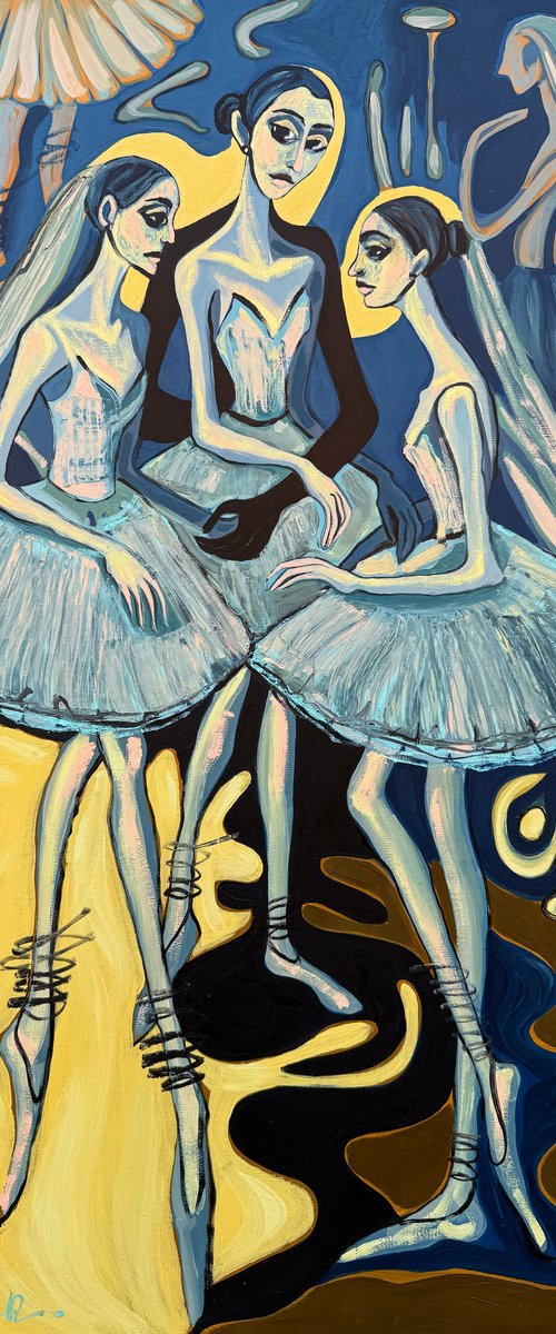 Elongated Nocturnal Trio by Lilith Gurekhian