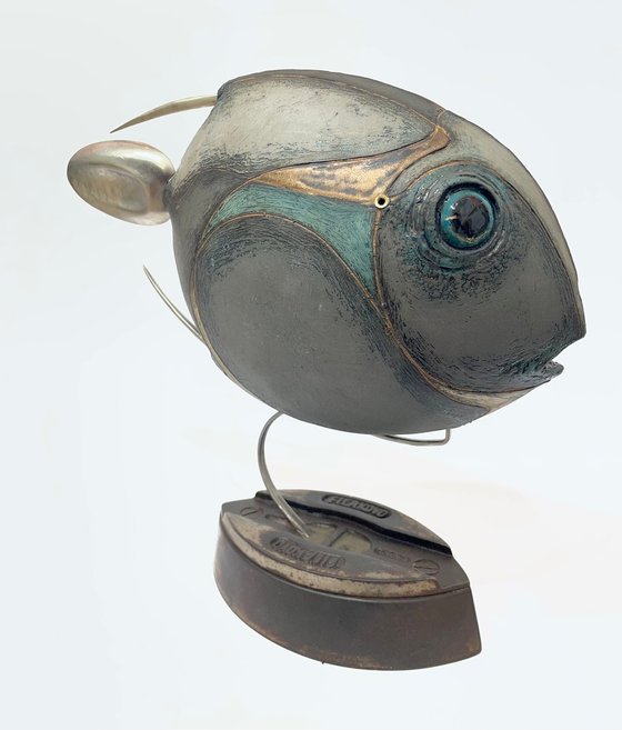 Elegance in Aqua Veil