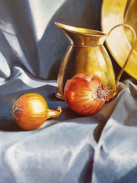 "Still life with golden onions. " still life liGHt original painting PALETTE KNIFE  GIFT (2021)