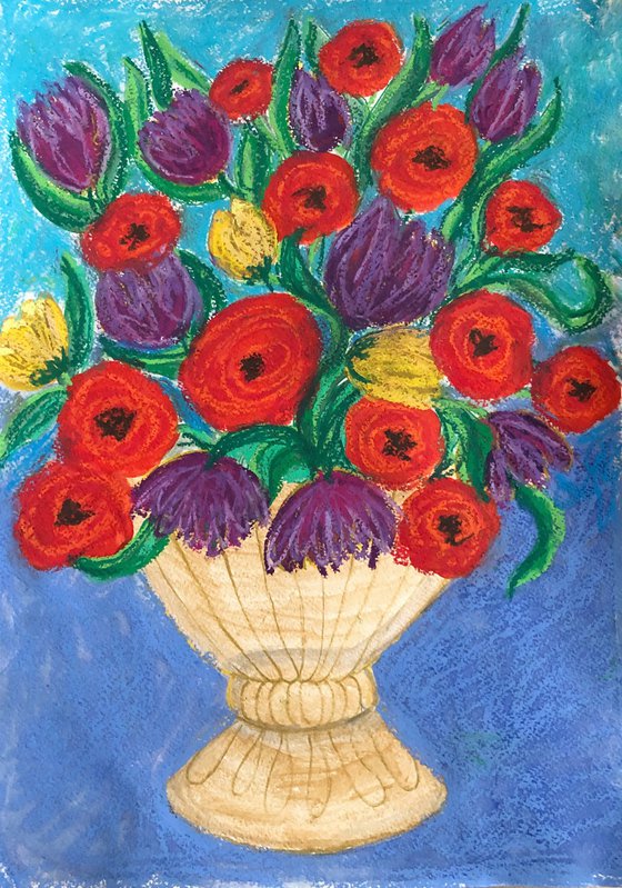 Bouquet of poppies and tulips