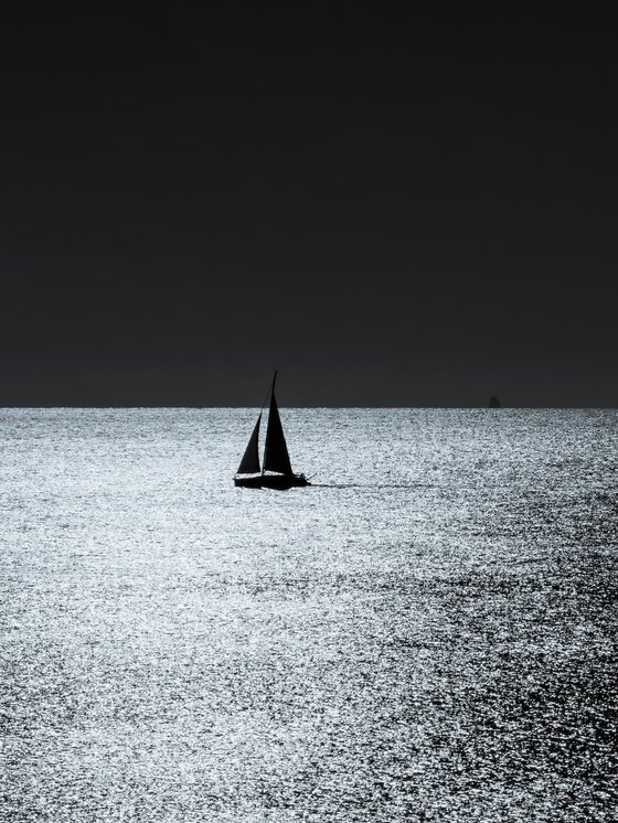 SHADOWS ON THE HORIZON #1