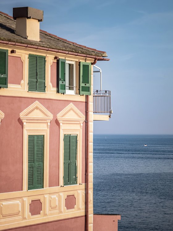 A WINDOW ON THE SEA