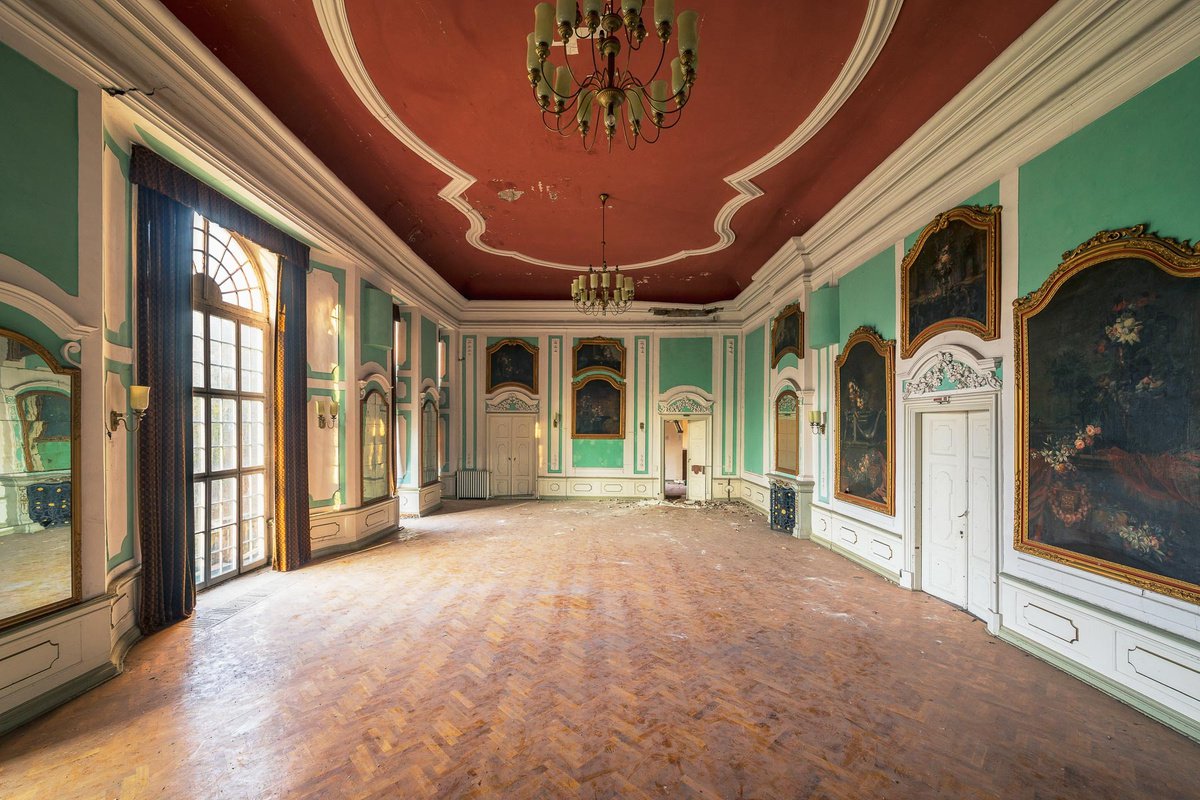 Photorealistic Cityscapes Photograph By Michael Schwan, 51 X 35", Banquet Hall, Original Artwork