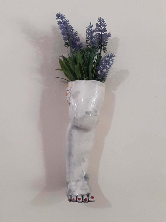 Ceramic baby leg planter
