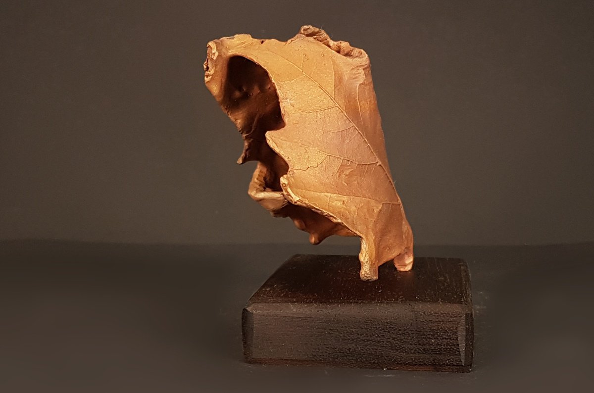 Photorealistic Botanical Bronze Sculpture By Wichert Van Engelen, 4 X 3", Bronze Leave, Original Artwork