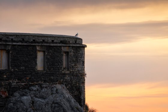 MINIMAL AT SUNSET IN PORTOVENERE