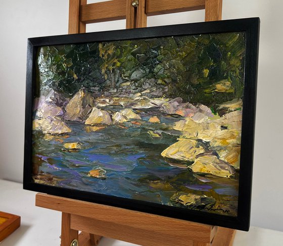 Silent Whispers between Green Shores