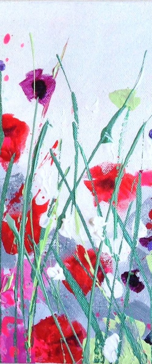 Mini Blooms 03 by Michelle Carolan