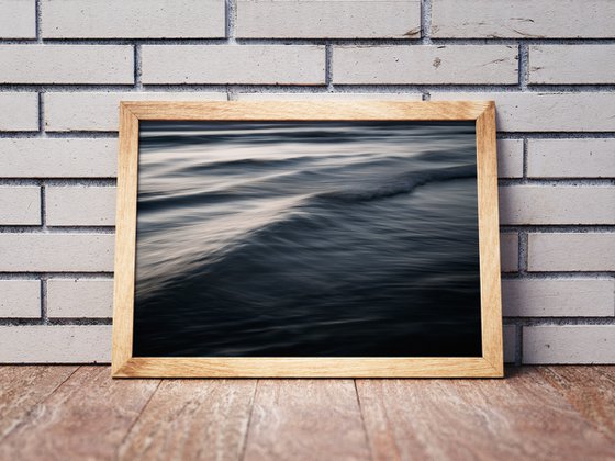 The Uniqueness of Waves XXXIII | Limited Edition Fine Art Print 1 of 10 | 45 x 30 cm