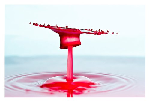 'Bloody Carousel 1' - Liquid Art Waterdrop Collection by Michael McHugh
