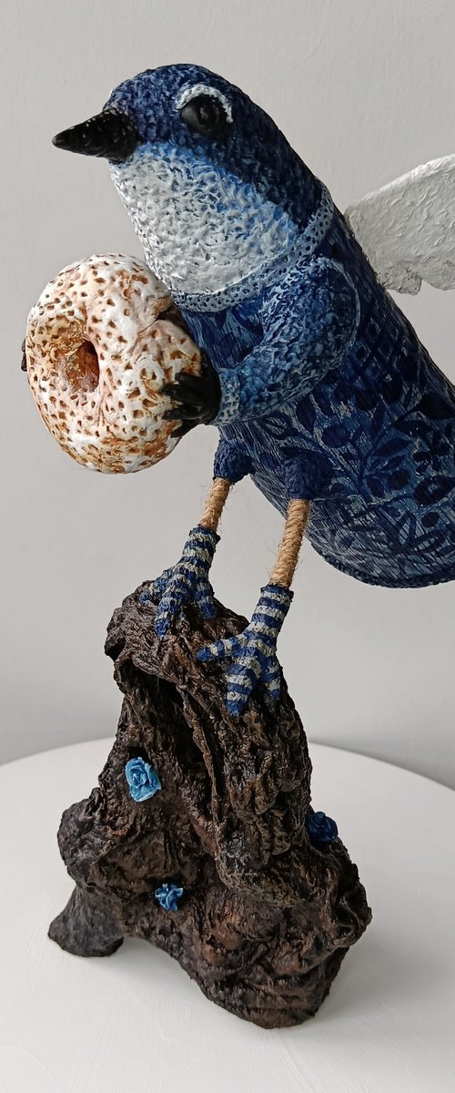 Donut by Margot Raven