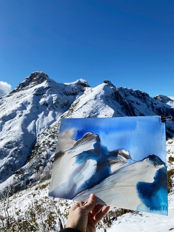 October snow in the mountains