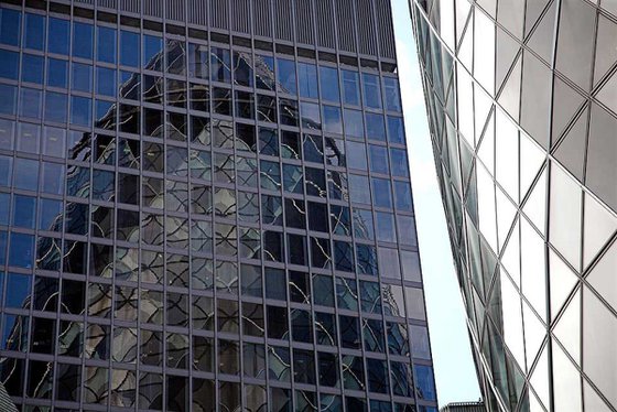 Swiss Re Building Reflected