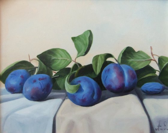Still life with plums (24x30cm, oil painting, ready to hang)