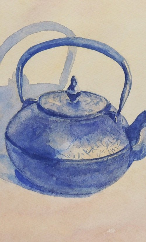 Tea kettle by Krystyna Szczepanowski