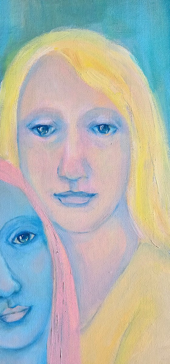 2 women portrait Closer than anyone