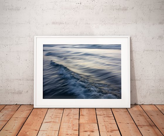 The Uniqueness of Waves XXV | Limited Edition Fine Art Print 1 of 10 | 45 x 30 cm