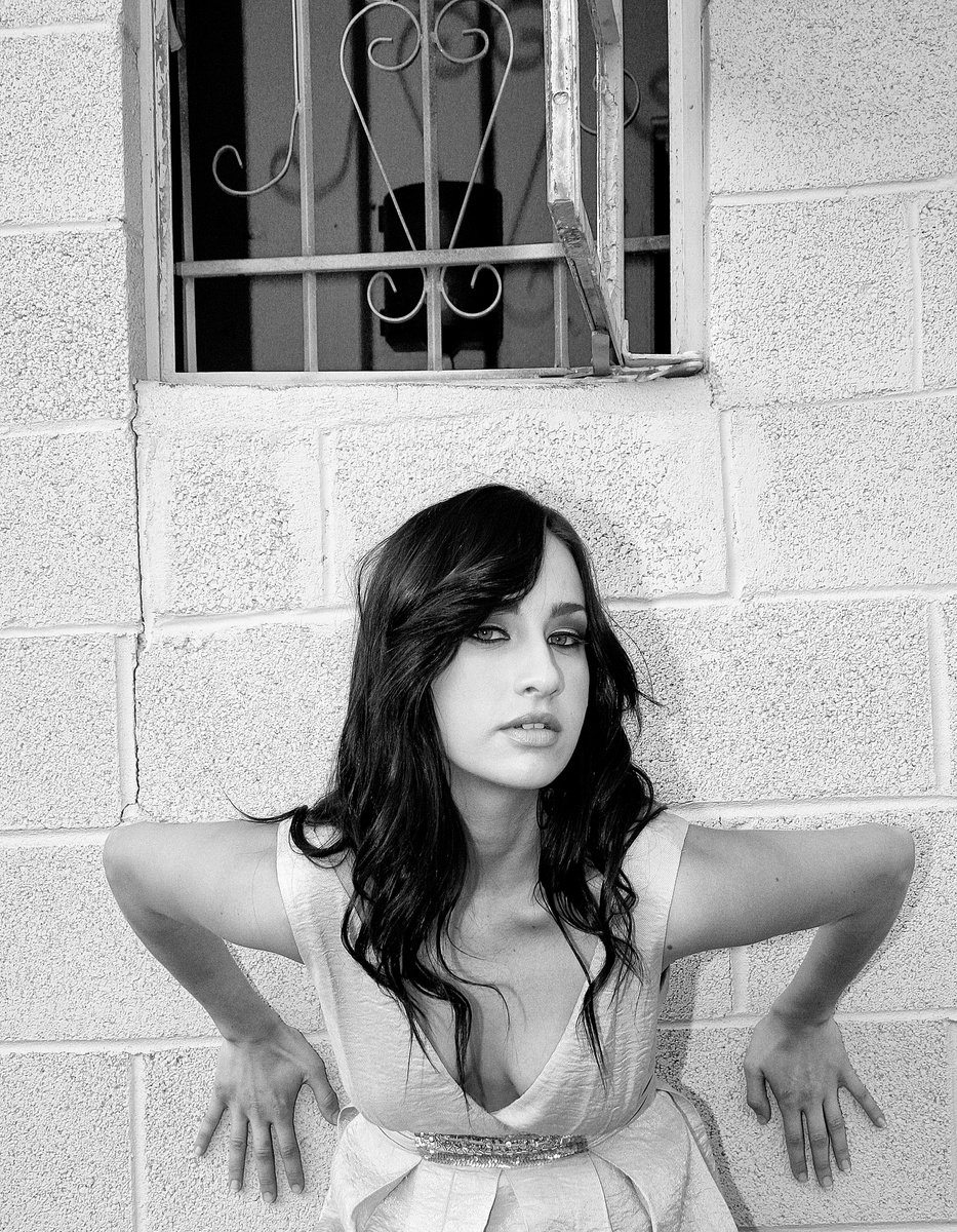 Urban And Pop Photograph , Cesira