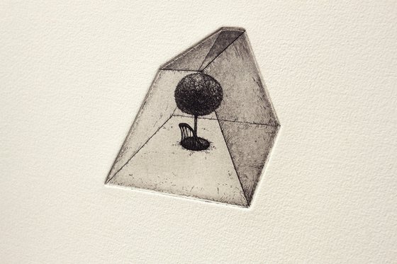 THE MEMORY OF DOMESTIC SPACE