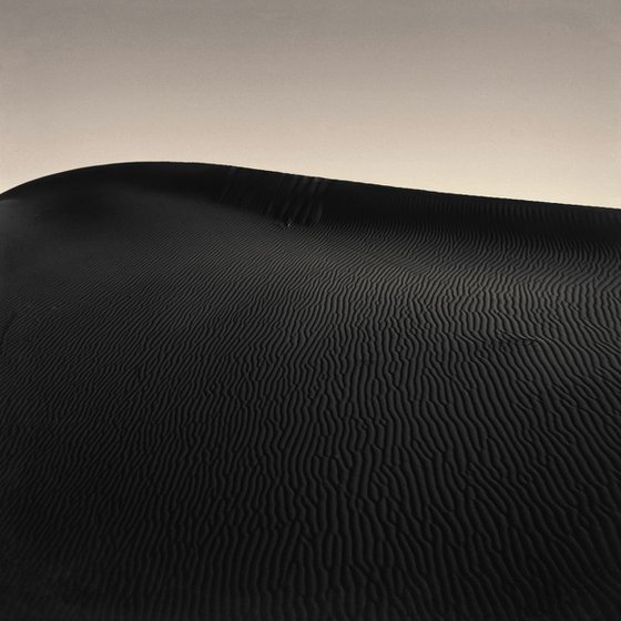 Sahara song black & white
