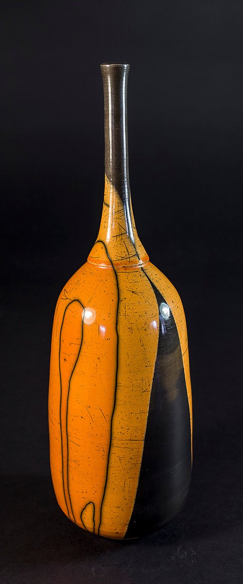 Vase 20 by Iñaki San