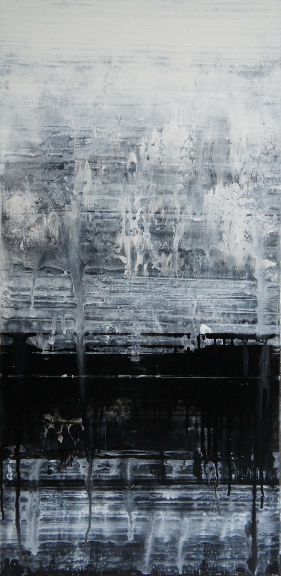 Veiled V (50 x 100 cm) XL (20 x 40 inches)