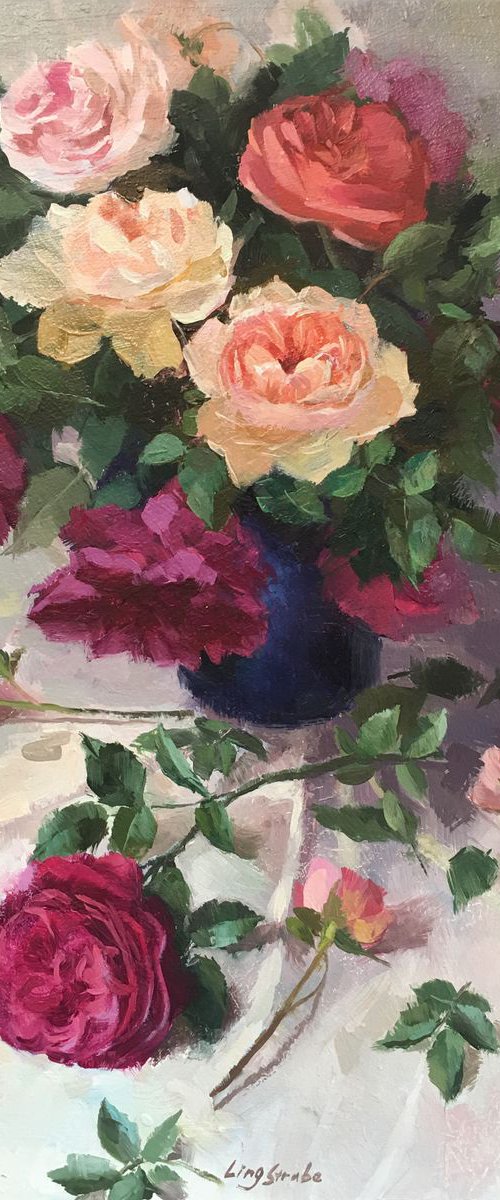 Austin Roses 2 by Ling Strube