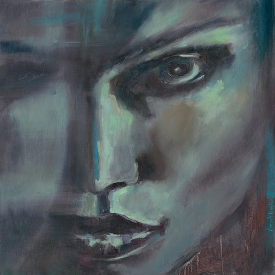 INTENSE / grey tints portrait of a black woman