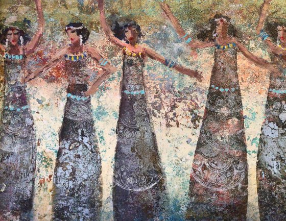 ANCIENT DANCING GIRLS